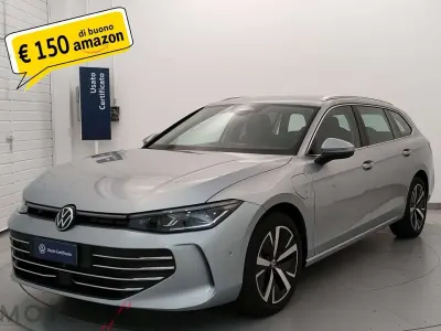 Usata VW Passat Business 204 CV (150 kW) 2025 Marrone Station wagon