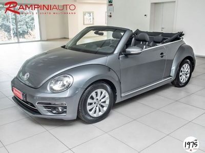 usata VW Maggiolino Cabrio 2.0 TDI Design BlueMotion Technology del 2017 usata a Gubbio