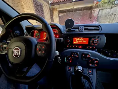 Usata Fiat Panda Lounge 69 CV (50 kW) 2019 Grigio Utilitaria