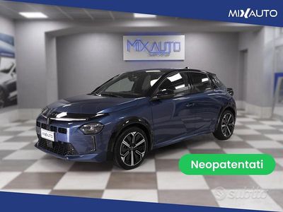 Usata Lancia Ypsilon 110 CV (80 kW) 2025 Bluazzurro Utilitaria