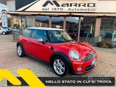Usata Mini Cooper D 111 CV (81 kW) 2010 Rosso Utilitaria