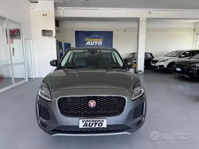 Usata Jaguar E-Pace R-Dynamic 179 CV (131 kW) 2019 Grigio scuro SUV