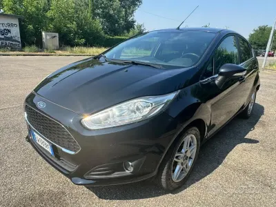 Usata Ford Fiesta Titanium 75 CV (55 kW) 2014 Nero Utilitaria