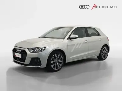 Käytetty Audi A1 Advanced Plus 95 HP (69 kW) 2023 Hopea Katumaasturi