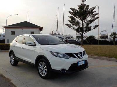 Usata Nissan Qashqai Acenta 110 CV (80 kW) 2017 Bianco SUV