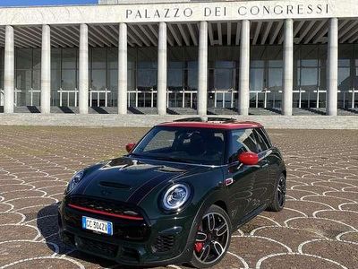 Begagnad Mini John Cooper Works 231 HK (169 kW) 2020 Halvkombi
