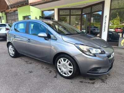Usata Opel Corsa 90 CV (66 kW) 2019 Grigio Utilitaria