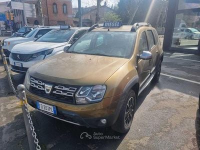 Usata Dacia Duster Urban Explorer 109 CV (80 kW) 2016 Oro SUV