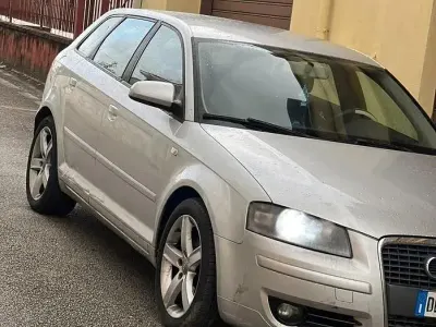 Begagnad Audi A3 140 HK (102 kW) 2006 Grå Halvkombi