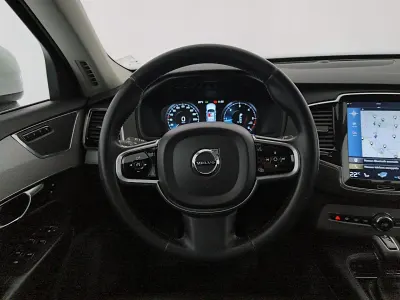 Käytetty Volvo XC90 Inscription 235 HP (172 kW) 2016 Katumaasturi