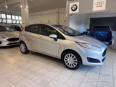 Begagnad Ford Fiesta 80 HK (58 kW) 2017 Grå Sedan