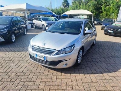 Usata Peugeot 308 Business-Line 115 CV (84 kW) 2015 Grigio Berlina