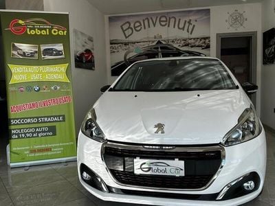 Usata Peugeot 208 GT-line 110 CV (80 kW) 2016 Bianco Utilitaria