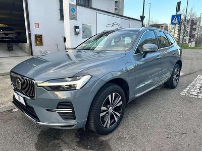 Usata Volvo XC60 Core 253 CV (186 kW) 2022 Thunder grey metallizzato SUV
