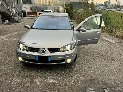 Usata Renault Laguna II Initiale Paris 165 CV (121 kW) 2006 Station wagon