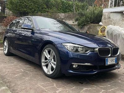 Usata BMW 325 Advantage 218 CV (160 kW) 2015 Blu/azzurro Station wagon