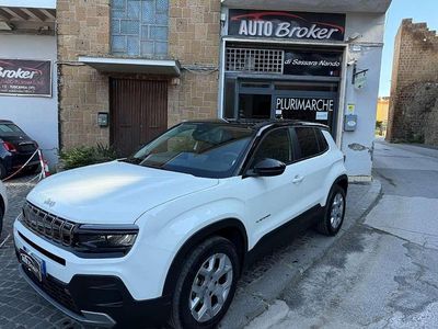 Usata Jeep Avenger Altitude 101 CV (74 kW) 2024 Bianco SUV