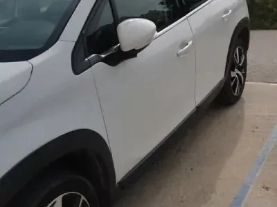 Usata Peugeot 2008 Allure 120 CV (88 kW) 2017 Bianco SUV