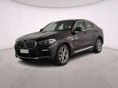 Begagnad BMW X4 xLine 190 HK (139 kW) 2018 Grå SUV