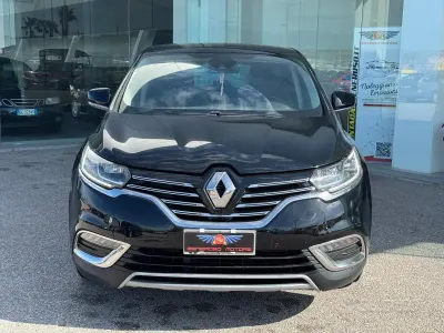 Käytetty Renault Espace Zen 131 HP (96 kW) 2015 Musta Tila-auto