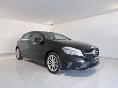 Usata Mercedes A180 Premium 109 CV (80 kW) 2016 Other Berlina