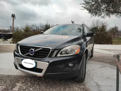 Usata Volvo XC60 163 CV (119 kW) 2009 Verde SUV