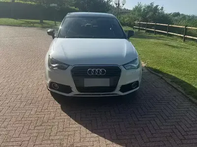 Usata Audi A1 90 CV (66 kW) 2014 Bianco Utilitaria