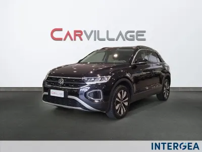 Usata VW T-Roc Life 116 CV (85 kW) 2024 Nero SUV