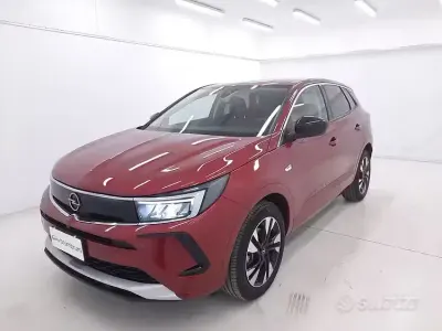 Usata Opel Grandland X Business Elegance 131 CV (96 kW) 2023 Rosso SUV