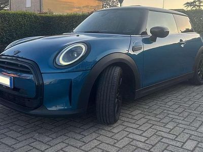 Usata Mini Cooper Classic 136 CV (100 kW) 2023 Blu/azzurro Utilitaria