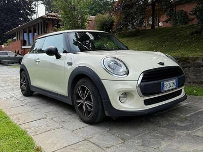 Usata Mini ONE 75 CV (55 kW) 2015 Bianco Utilitaria