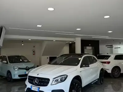 Usata Mercedes GLA200 Night 136 CV (100 kW) 2018 Bianco SUV