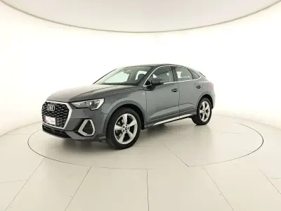 Usata Audi Q3 Sportback S-Line 150 CV (110 kW) 2021 Grigio SUV