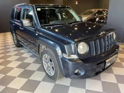 Usata Jeep Patriot Limited 140 CV (102 kW) 2008 Blu/azzurro SUV