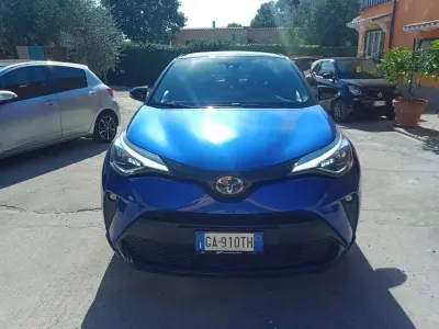 Usata Toyota C-HR Style 152 CV (111 kW) 2020 Blu/azzurro SUV