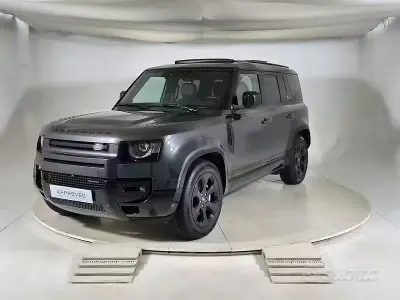 Usata Land Rover Defender SE Dynamic 300 CV (220 kW) 2023 Grigio scuro SUV