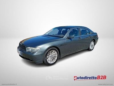 Usata BMW 735 272 CV (200 kW) 2002 Grigio metalizzato Berlina