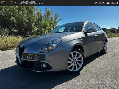 Usata Alfa Romeo Giulietta Super 120 CV (88 kW) 2017 Grigio Utilitaria