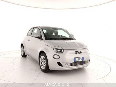 Usata Fiat 500e 69 kW (95 CV) 2024 Blu Utilitaria
