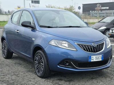 Usata Lancia Ypsilon Silver 80 CV (58 kW) 2021 Blu Utilitaria
