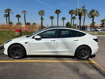 Occasion Tesla Model 3 Standard Range 208 kW (283 ch) 2023 Blanc Berline