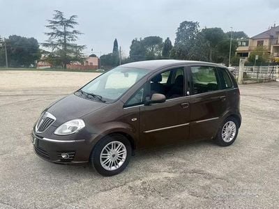 Usata Lancia Musa 78 CV (57 kW) 2010 Marrone Monovolume