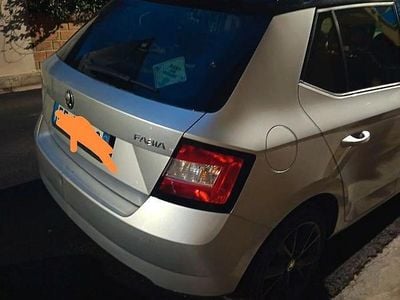 Usata Skoda Fabia 75 CV (55 kW) 2016 Grigio Berlina