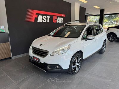 Usata Peugeot 2008 S 120 CV (88 kW) 2015 Bianco SUV