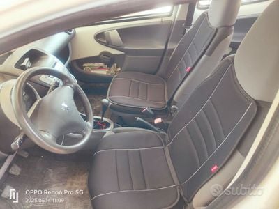 Usata Peugeot 107 68 CV (50 kW) 2008 Bianco Utilitaria