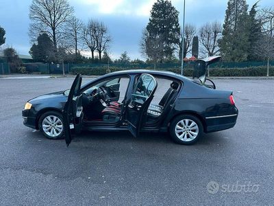 Usata VW Passat 140 CV (102 kW) 2005 Nero Berlina