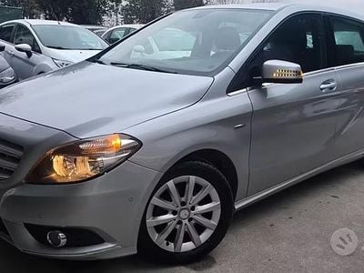 Occasion Mercedes A180 Avantgarde 109 ch (80 kW) 2013 Gris Monospace