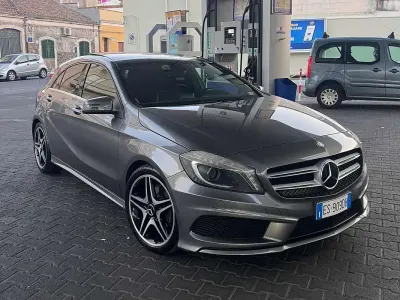 Usata Mercedes A200 Premium 136 CV (100 kW) 2013 Grigio Utilitaria