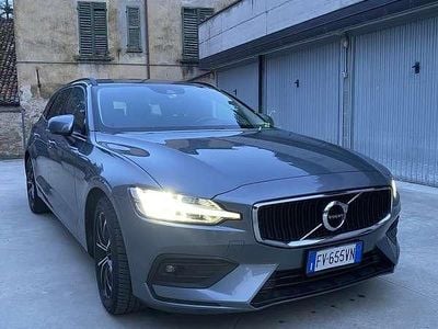 Usata Volvo V60 Business Edition 150 CV (110 kW) 2019 Station wagon