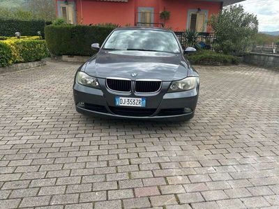 usata BMW 320 320 d Attiva